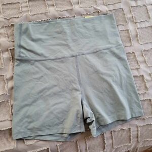 Women's Ligth Green High-Waisted Workout Bike Shorts